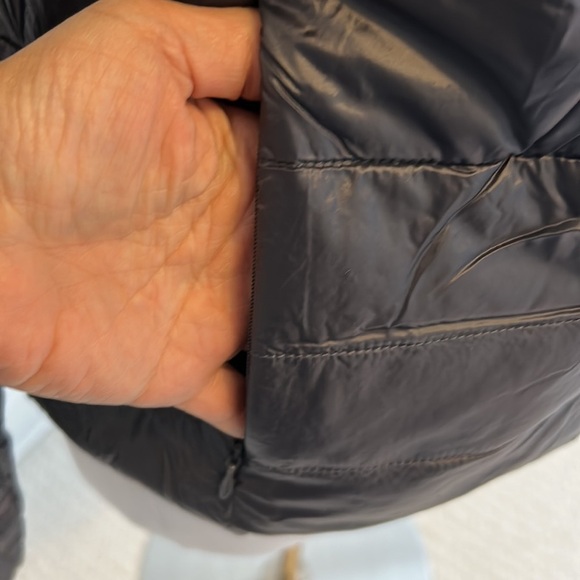 Peserico Navy Down Quilted Jacket - Picture 4 of 10